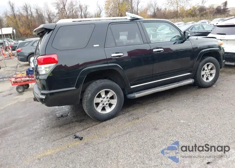 2011 Toyota 4Runner Sr5 V6 z USA, uszkodzony, nr VIN JTEBU5JR0B5047361